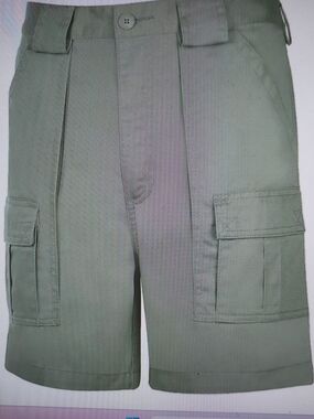3 Pairs Men's Cargo Shorts in  Green, Grey & Blue Grey wComfort Waist. Sz 40 NWT